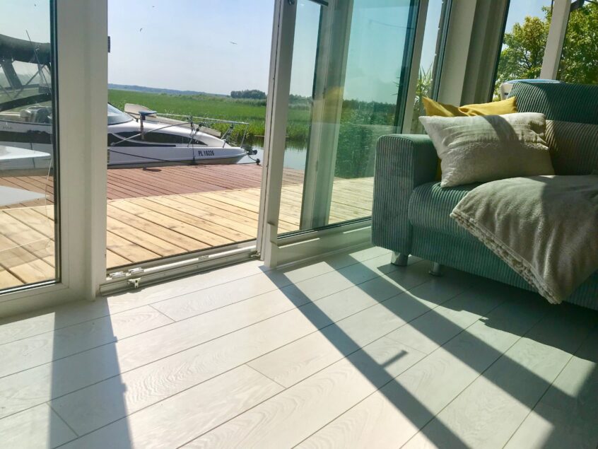 Balticyachthouse.com | Salon i Taras